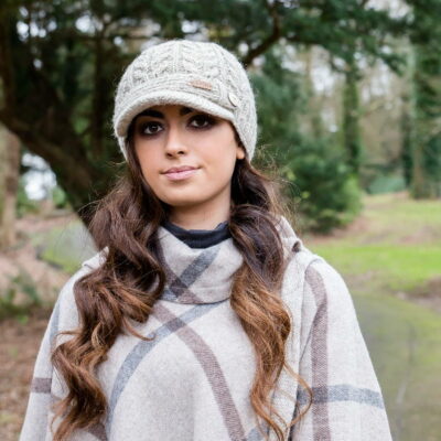 Aran Cable Peak Hat Oatmeal