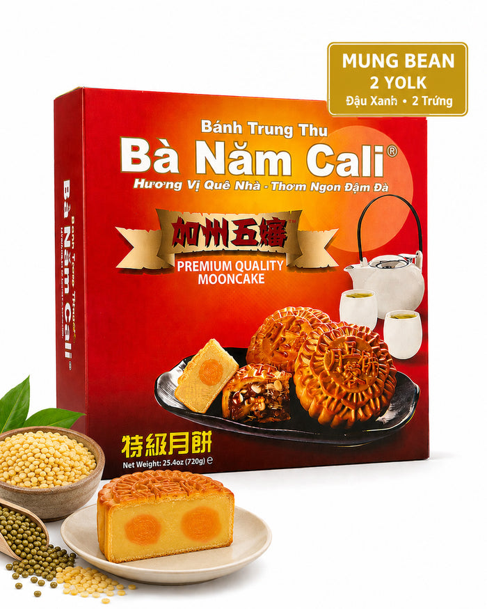 Premium Ba Nam Cali Mung Bean Mooncake featuring a silky mung bean center and delicate pastry shell 2 yolks