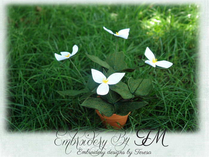 Flower Trillium 3D / 4x4 hoop