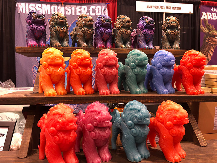 FOO DOG BLEP FIGURE- PLUM- *PRE-ORDER! SHIPS IN MARCH*