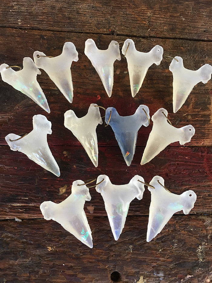 GLOW IN THE DARK URETHANE FOSSIL SHARK TOOTH PENDANT- LARGE