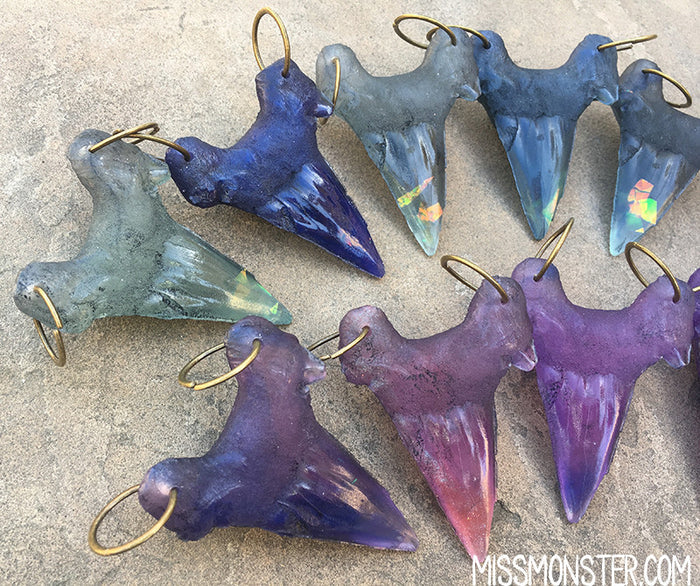 GLOW IN THE DARK URETHANE FOSSIL SHARK TOOTH PENDANT