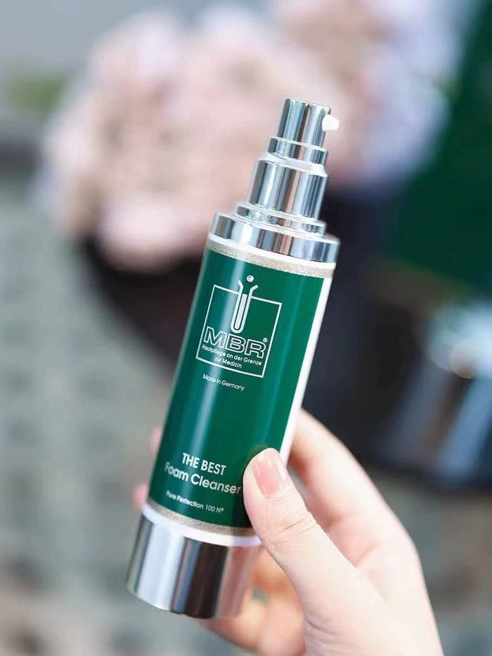 MBR Medical Beauty Research mbr復春潔面啫喱泡沫賦活深層清潔控油洗面奶100ml THE BEST Foam Cleanser