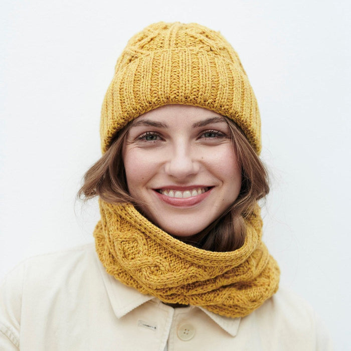 Yellow Diamond Stitch Snood