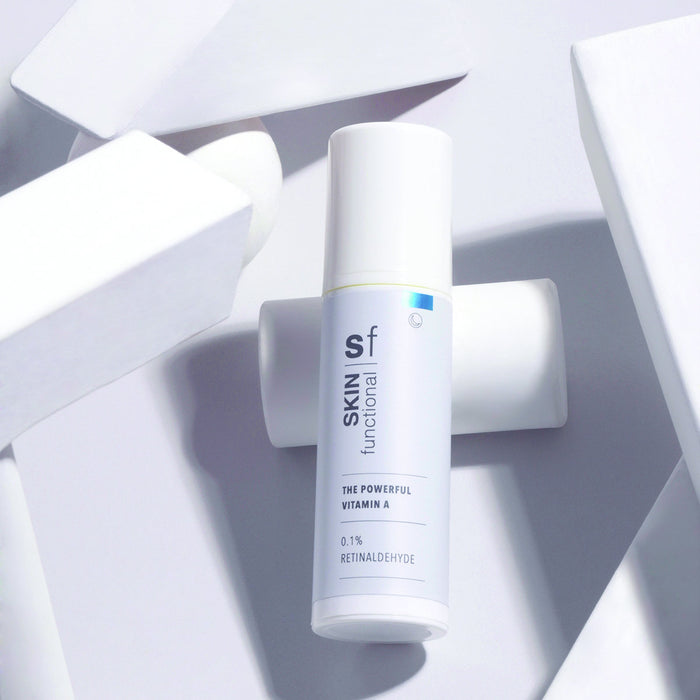 0,1% Retinaldehyde Serum Skincare bottle labelled 'Skin Functional' on a light background