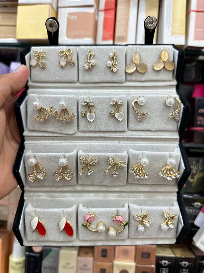 12 Piar Designer Earring Set And Stud With Foldable Storage Box