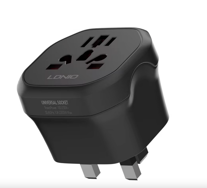 2500W Universal Power Adapter