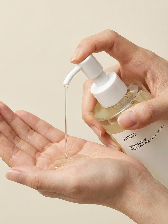 Anua Heartleaf Pore Control Cleansing Oil