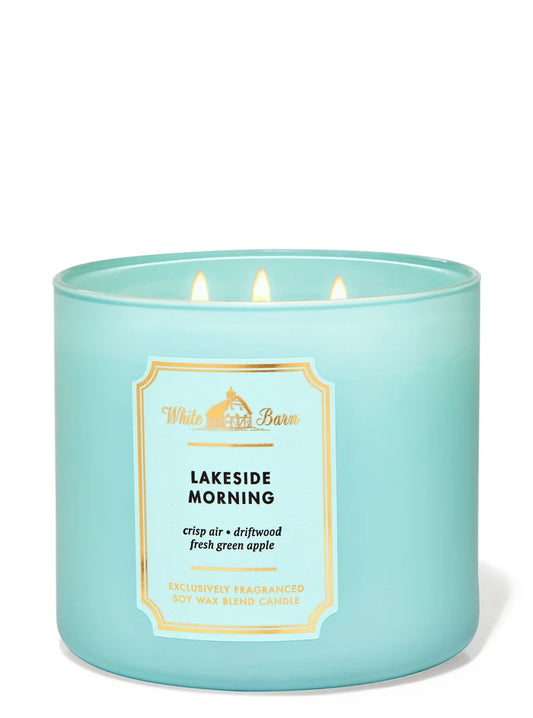 BATH AND BODY WORKS White Barn Laundry Lakeside Morning crisp air driftwood fresh green apple exclusively fragranced soy wax blend candle شمعة معطرة بالزيوت الاساسية العطرية من باث اند بودي وركس