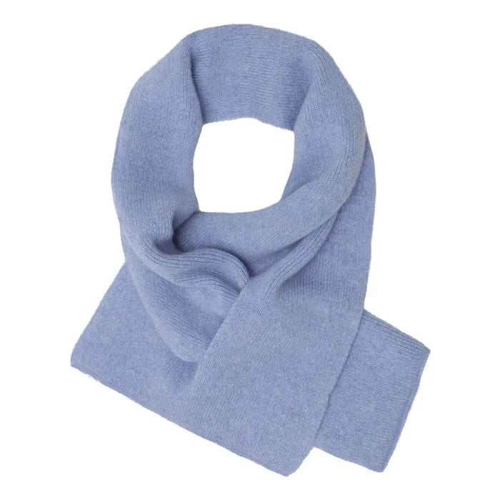 Cashmere glatstrikket lille tørklæde i lyseblå