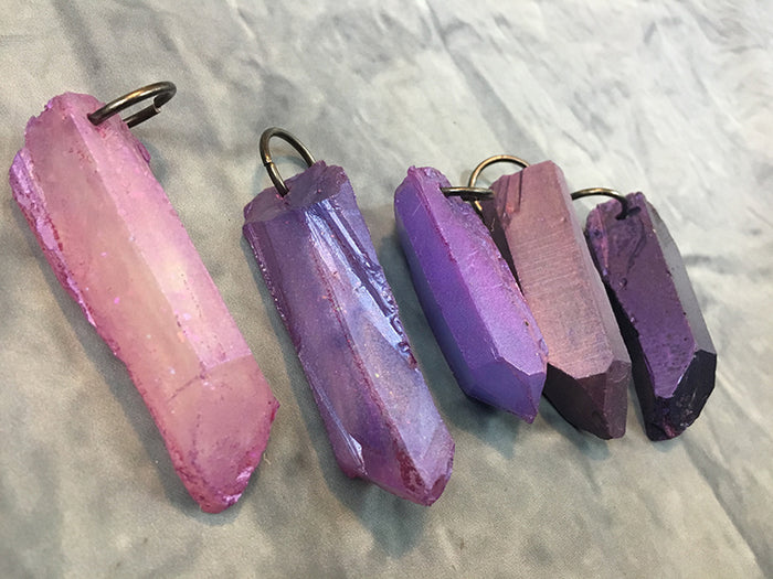 CAST CRYSTAL PENDANT
