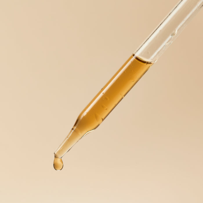 Chamomile Extract - Water Soluble - close-up