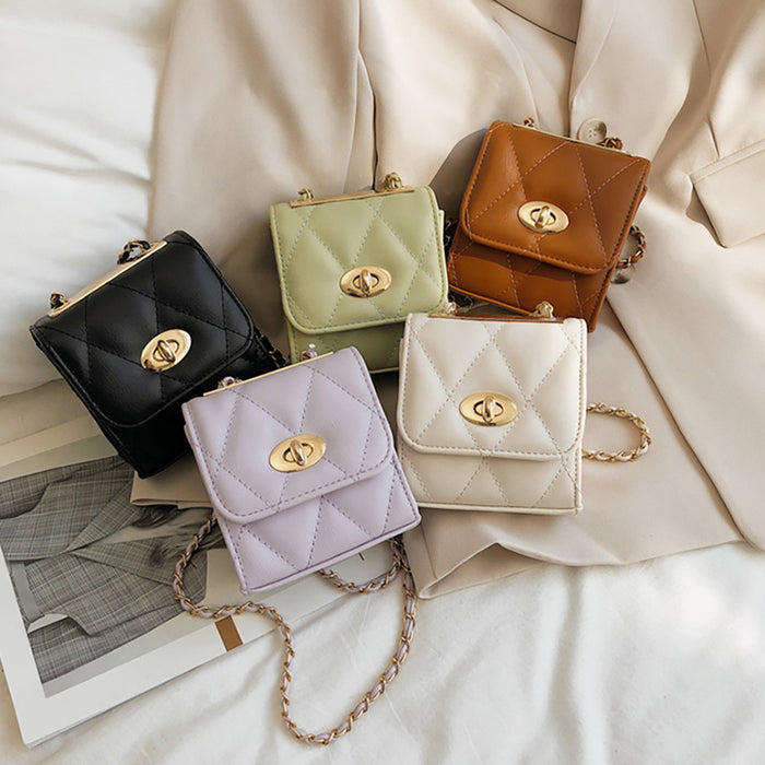 Chic Chain Crossbody Bag