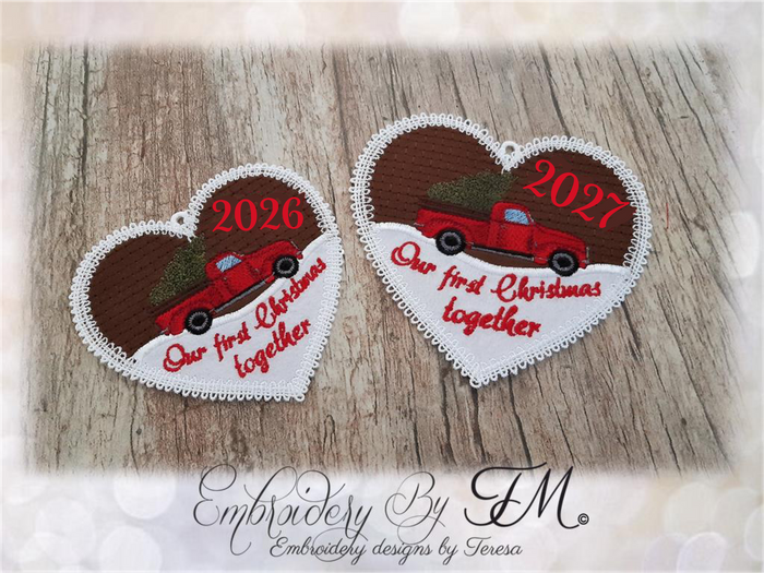 Christmas heart Red truck / two sizes /combination felt and lace