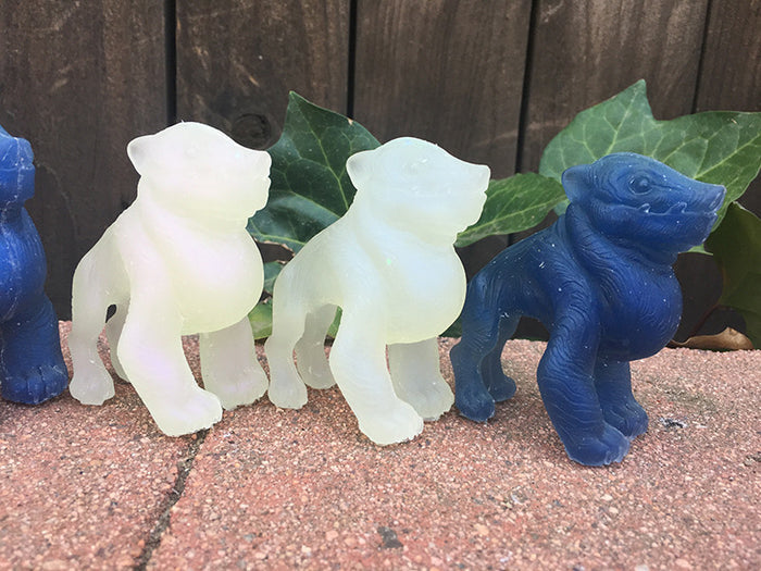CHUBNOG - CAST FIGURE- GLOW IN THE DARK