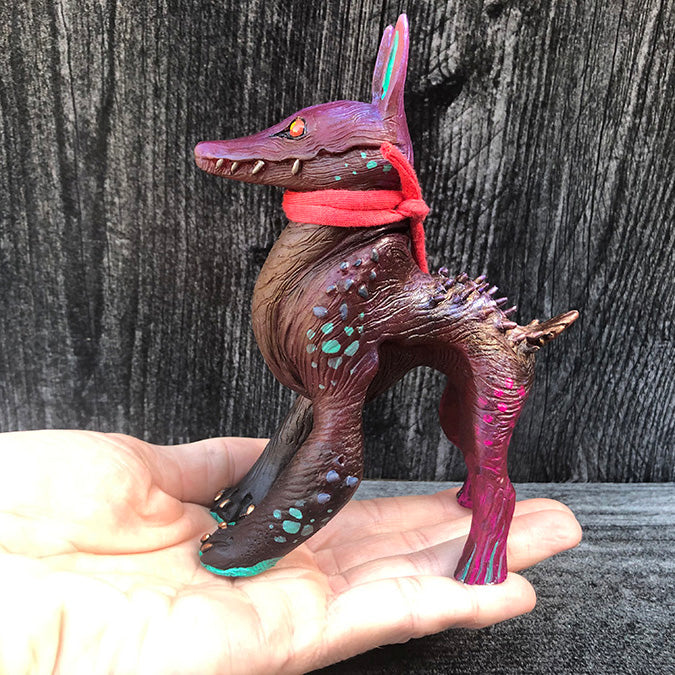 CRAGNOG CAST FIGURE- PURPLE IRIDESCENT