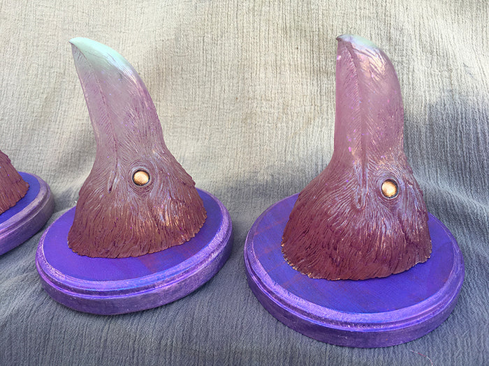 CRYSTAL RAVEN GLOW IN THE DARK WALL BUST