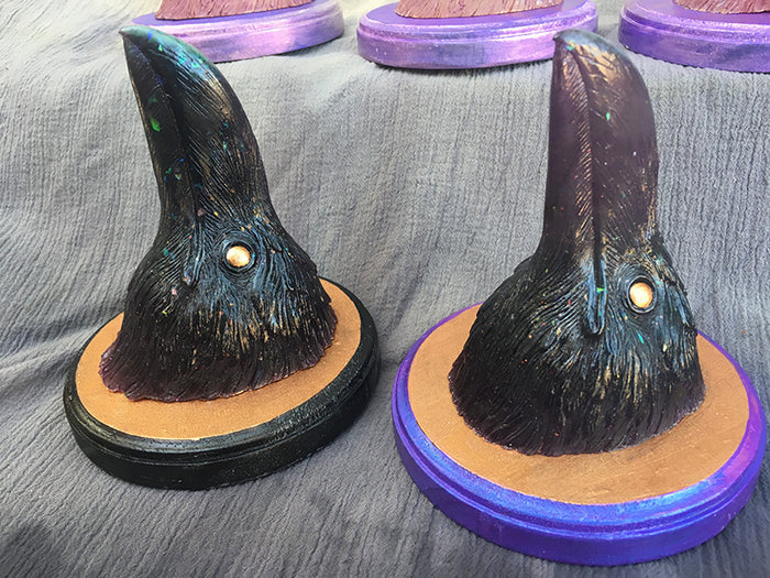 CRYSTAL RAVEN GLOW IN THE DARK WALL BUST