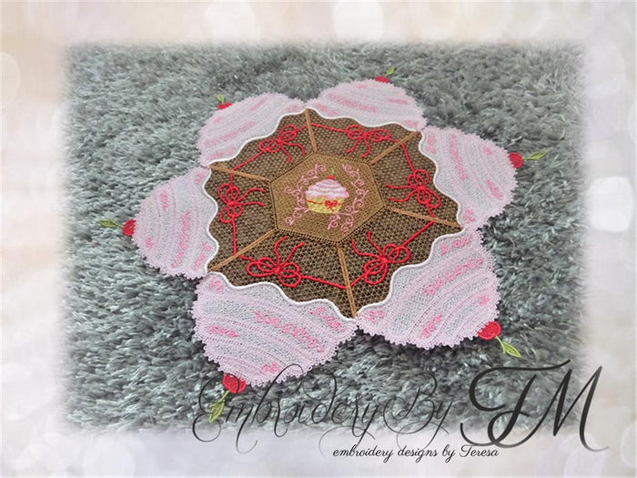Doily cupcake and coasters / 5x7 hoop