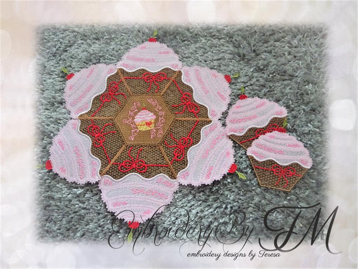Doily cupcake and coasters / 5x7 hoop