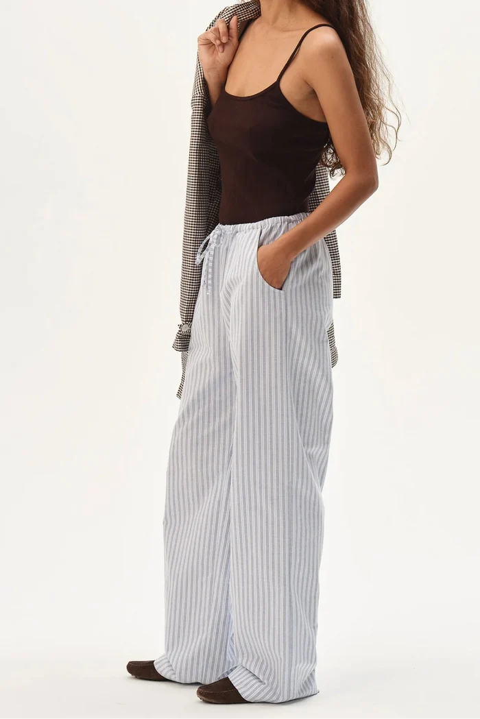 Donni The Oxford Stripe Drawstring Pant