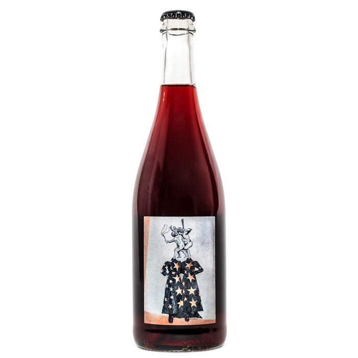 Do.T.E Doppio Rosso 2019 wine bottle with red wine and illustrated label