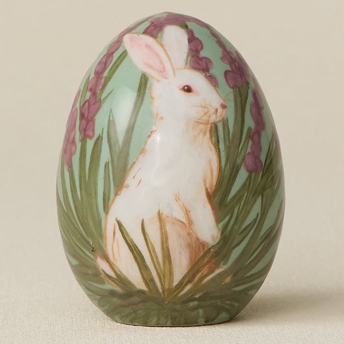Close-up details of the ceramic handcrafted egg.