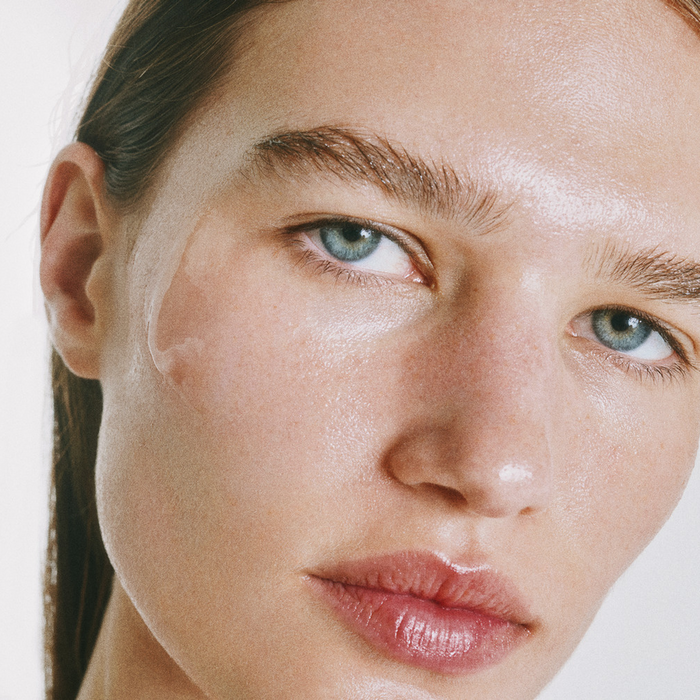 Goop-Exosome Hydration Therapy Serum-Skincare-exosomehydrationserum_imgCarousel_lifestyle-1-The Detox Market |