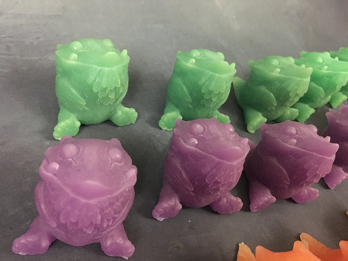 FAFFNUFF BLANK GLOW IN THE DARK CAST TOY