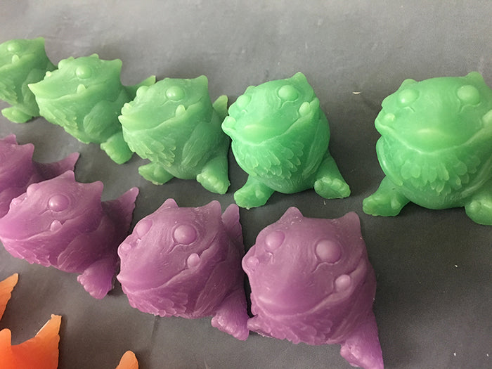 FAFFNUFF BLANK GLOW IN THE DARK CAST TOY