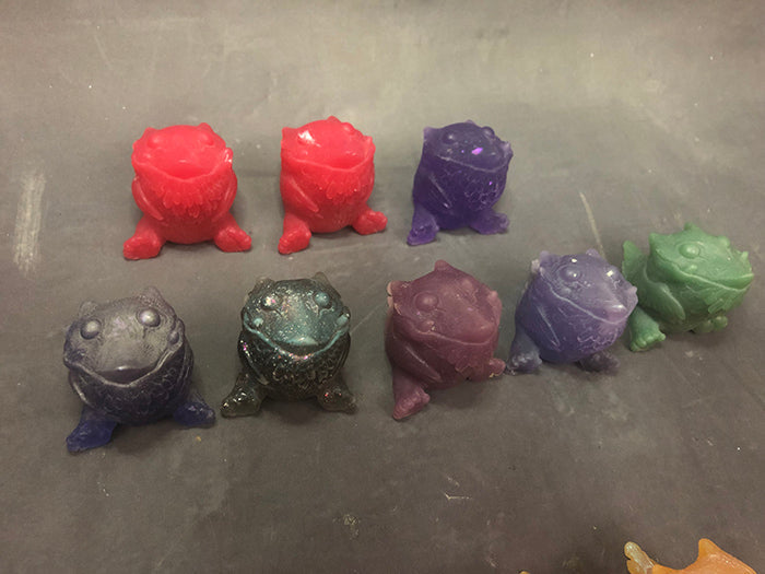 FAFFNUFF CAST FIGURE