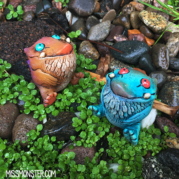 FAFFNUFF PAINTED CAST FIGURE