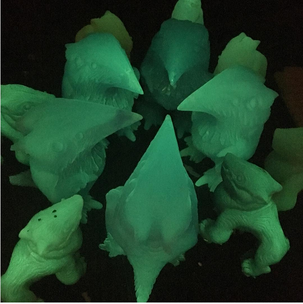 FLOCCULENT CRAW- GLOW IN THE DARK CAST- BLUE