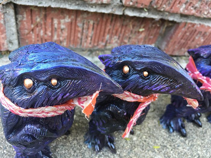 FLOCCULENT CRAW ART TOY- TRANSLUCENT GLITTERY GLOW IN THE DARK