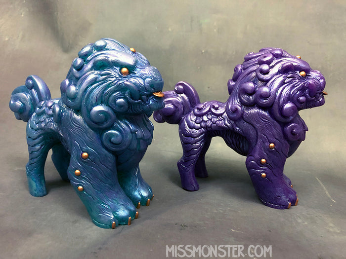 FOO DOG BLEP- SOLID IRIDESCENT FIGURE