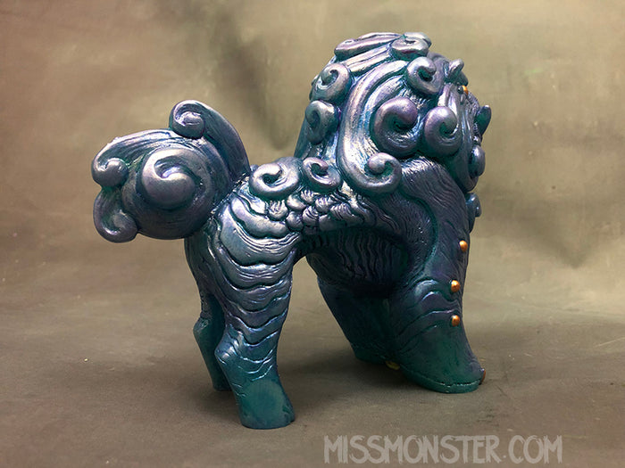 FOO DOG BLEP- SOLID IRIDESCENT FIGURE