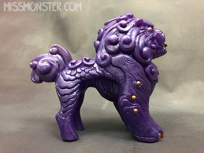 FOO DOG BLEP- SOLID IRIDESCENT FIGURE