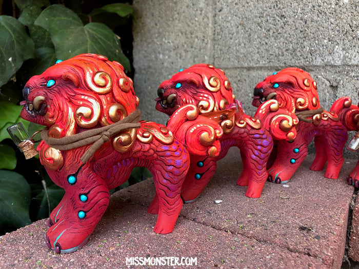 FOO DOG BLEP PAINTED GLOW IN THE DARK FIGURE