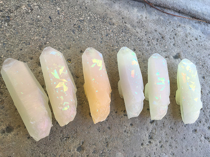 GARDEN CRYSTAL- CAST URETHANE GLOW IN THE DARK- IRIDESCENTS (REDDISH SPARKLE)