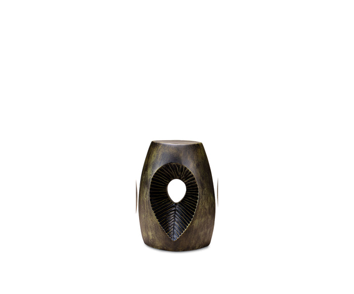 GARNET DECORATIVE ACCENTS