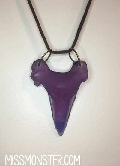 GLOW IN THE DARK URETHANE FOSSIL SHARK TOOTH PENDANT- LARGE