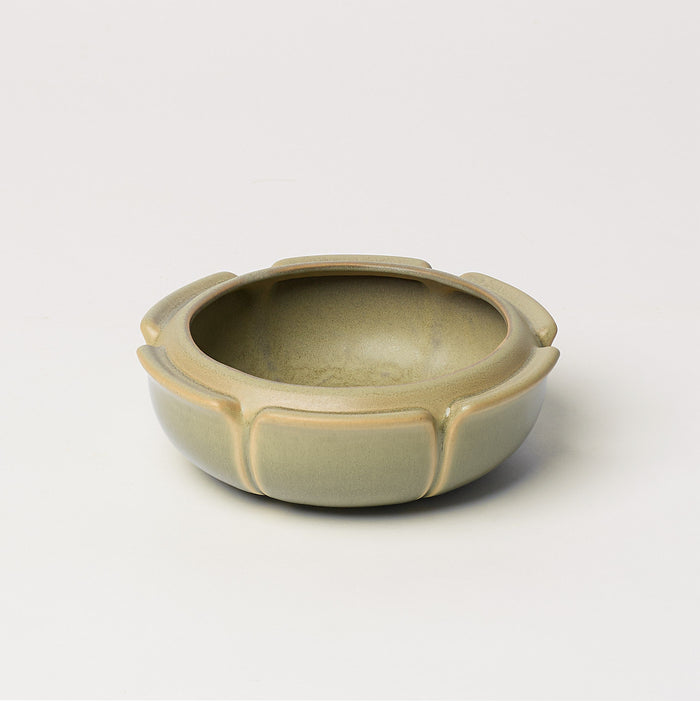 Large Flower Dish, Thyme
