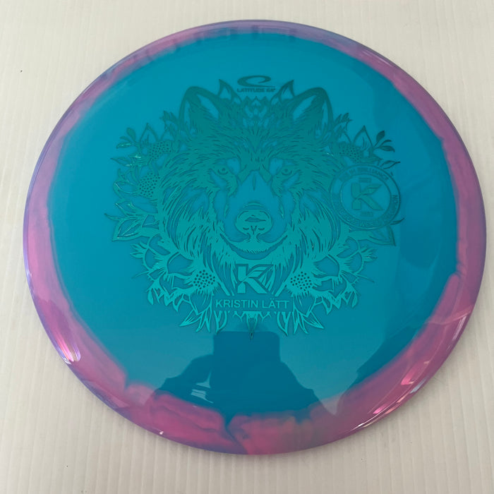 Latitude 64° 2025 Kristin Lätt Team Series Royal Grand Orbit Grace 11/6/-1/2