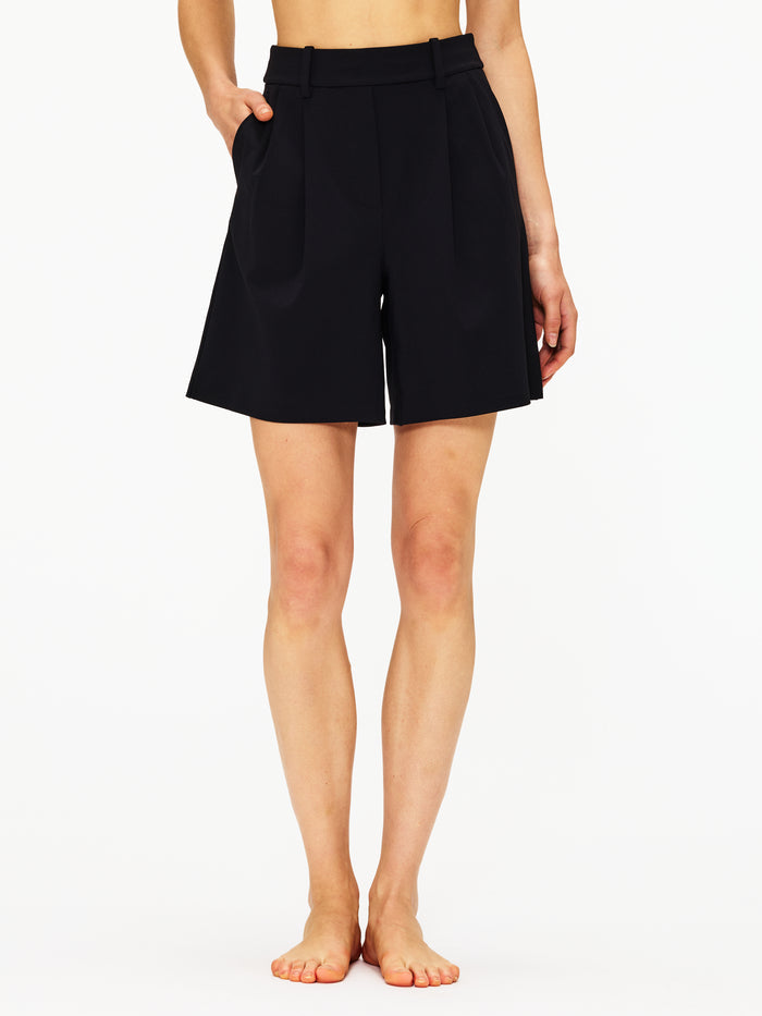Lululemon Daydrift Pleated High-Rise Short 7"