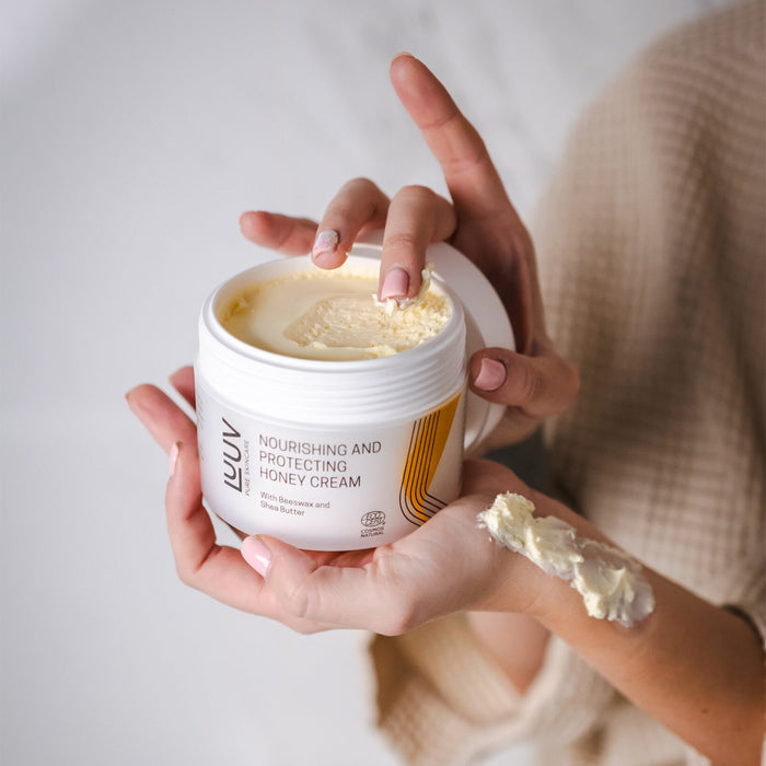 LUUV Nourishing and Protecting Honey Cream - kūno kremas
