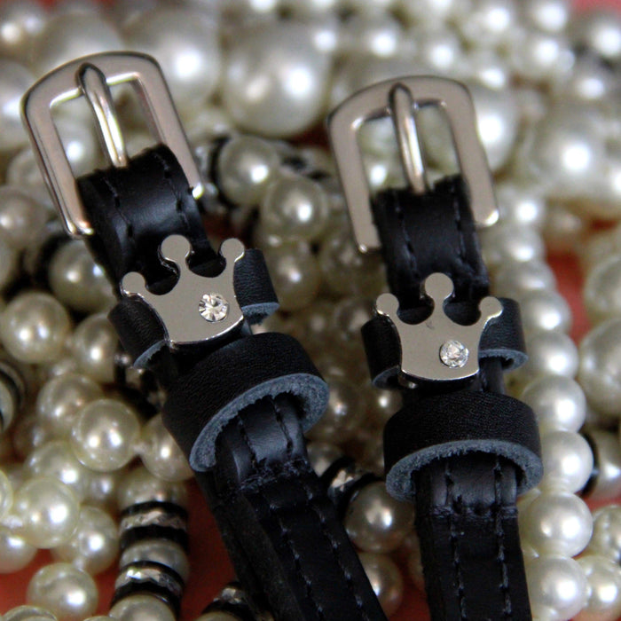 Black / Queenie