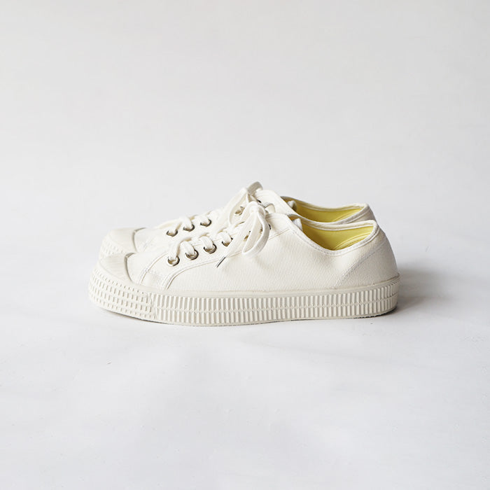 NOVESTA　STAR MASTER CLASSIC 10 WHITE