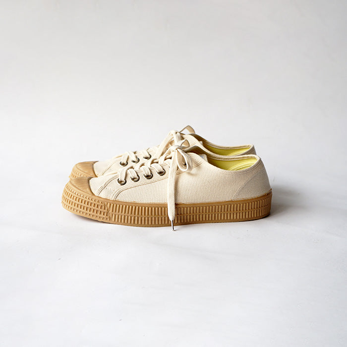 NOVESTA　STAR MASTER CLASSIC 99 BEIGE