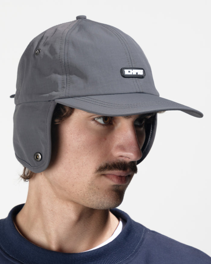 Polar-Stop Flap Cap - Gun Metal