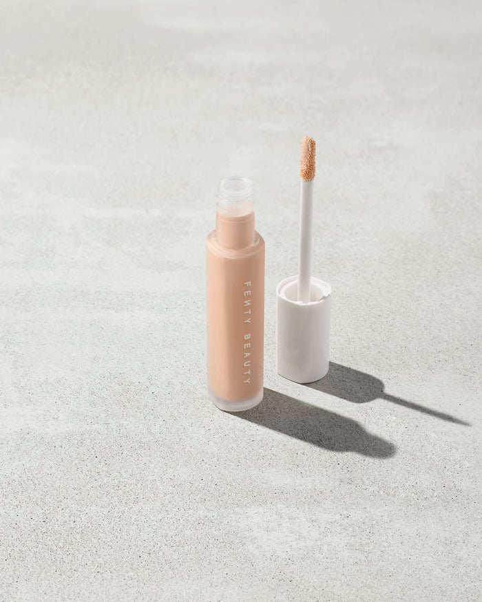 Pro Filt'r Instant Retouch Concealer shown in shade 160